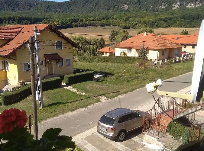 Szivarvany Vendeghaz